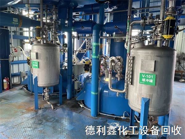 回收化工舊設(shè)備，附近化工廠設(shè)備回收